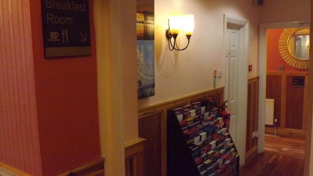 Fairway Hotel London Bagian luar foto